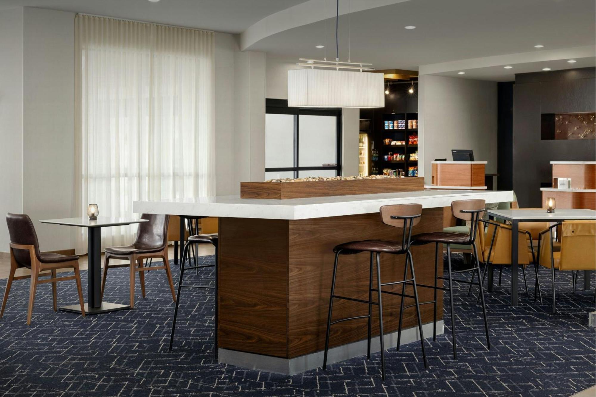 Courtyard By Marriott Salisbury Hotel Exterior photo