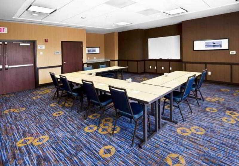 Courtyard By Marriott Salisbury Hotel Exterior photo